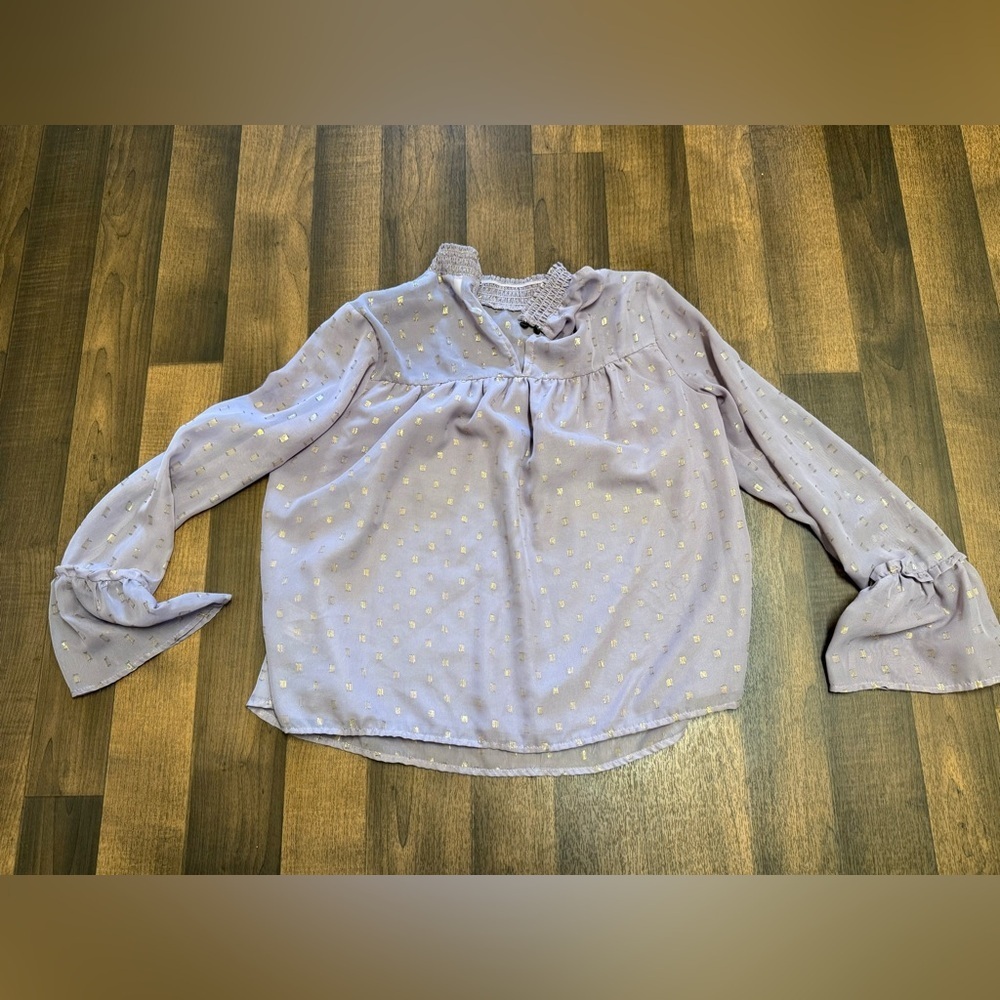 Xhilaration White Blouse with Flutter Sleeves and Peter Pan Collar